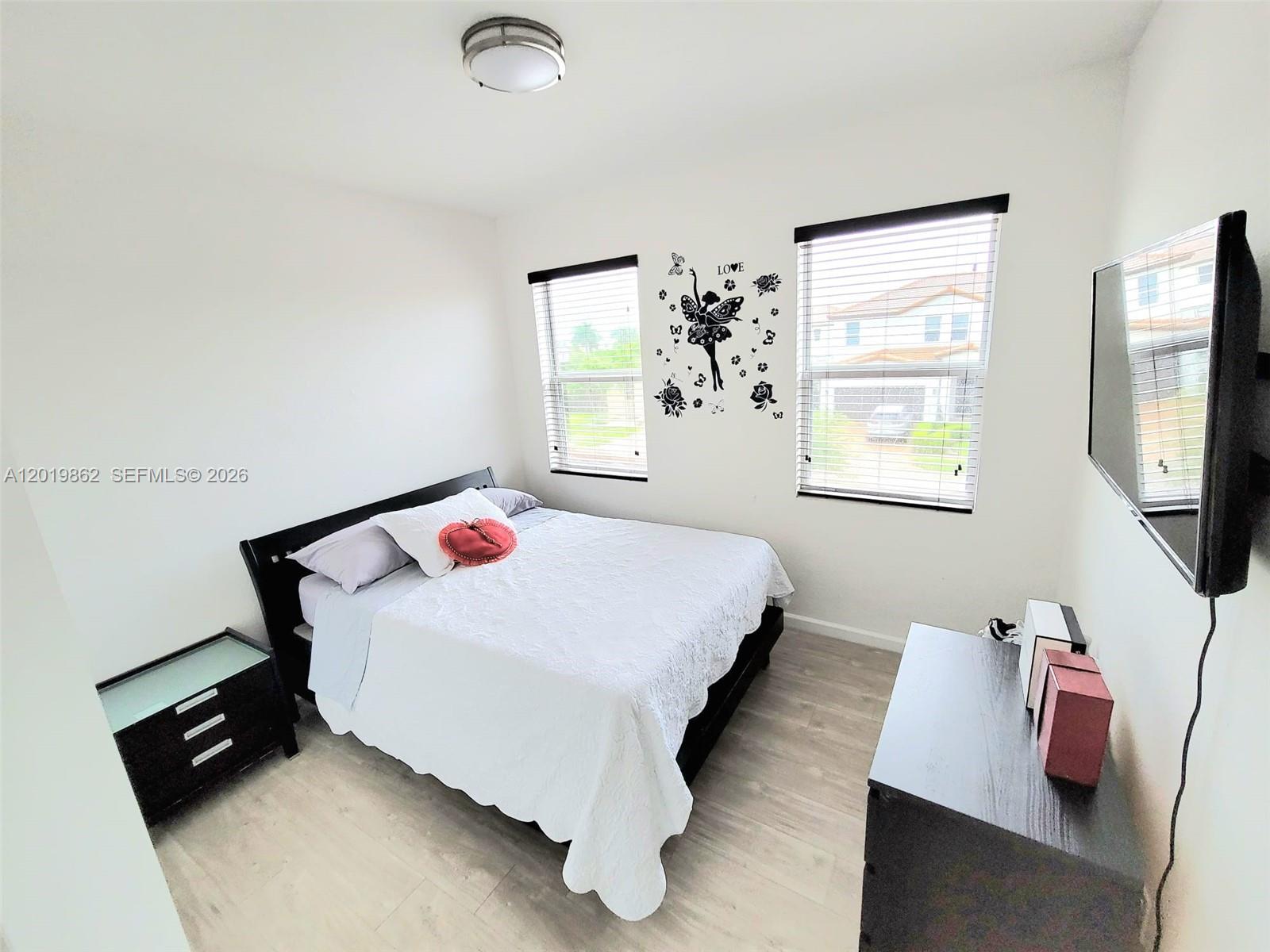 COUNTRY GARDENS SOUTH - Residential