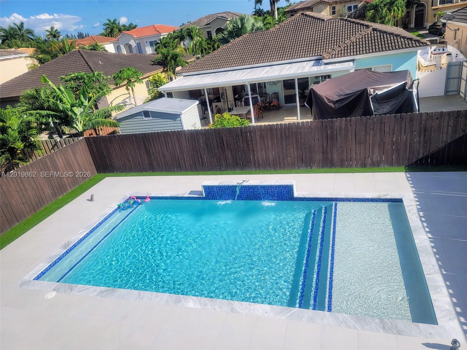 COUNTRY GARDENS SOUTH - Residential