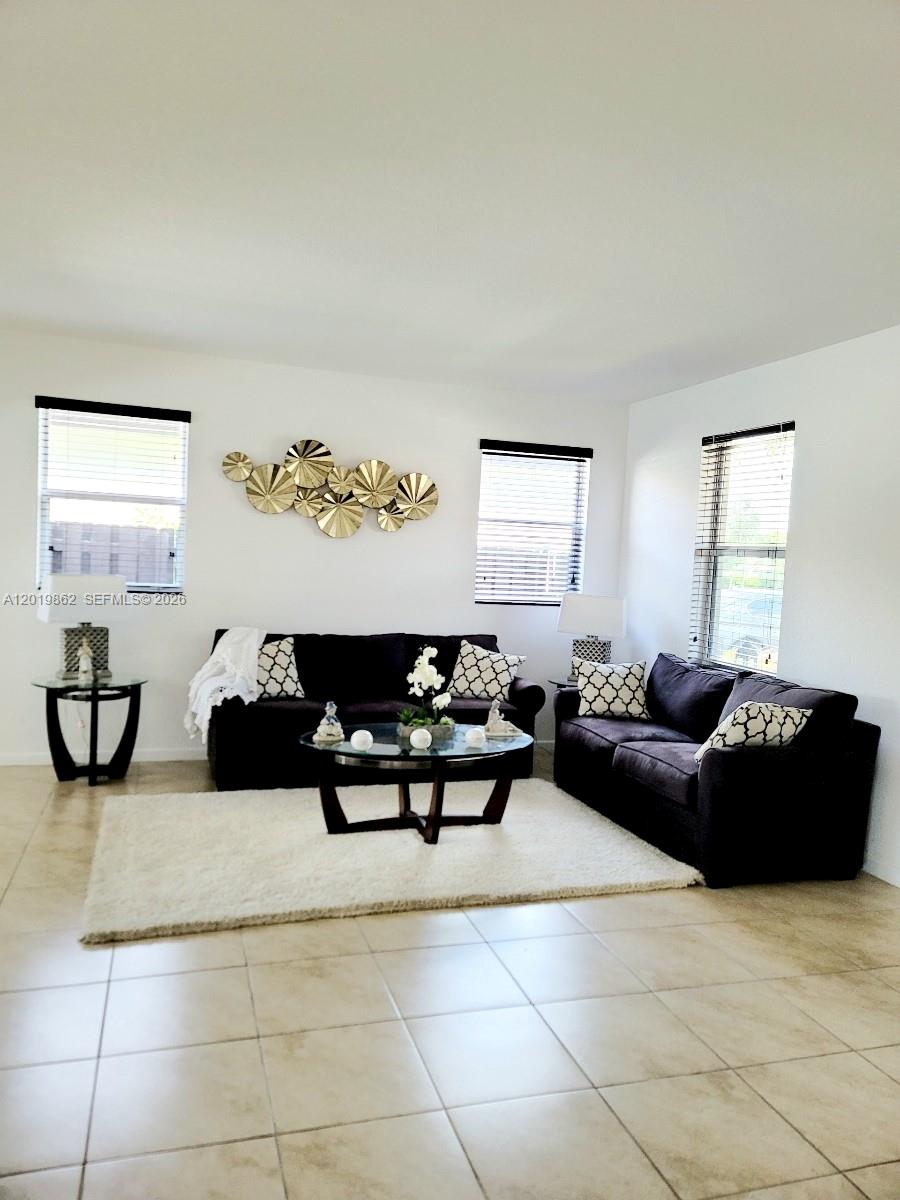 COUNTRY GARDENS SOUTH - Residential