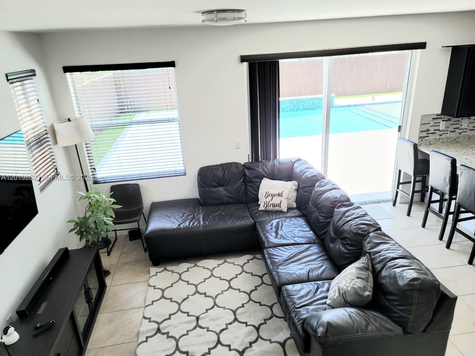 COUNTRY GARDENS SOUTH - Residential