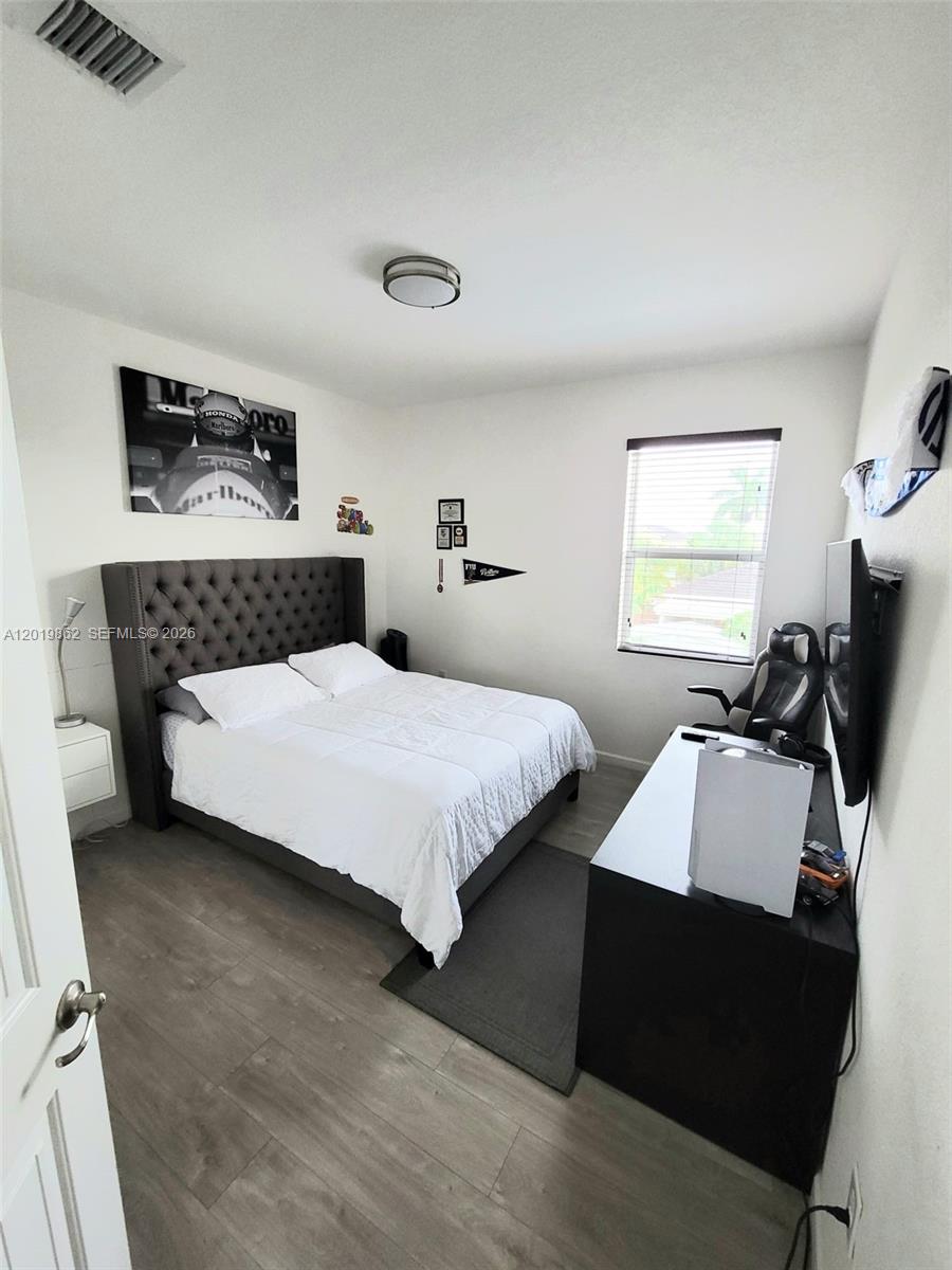 COUNTRY GARDENS SOUTH - Residential