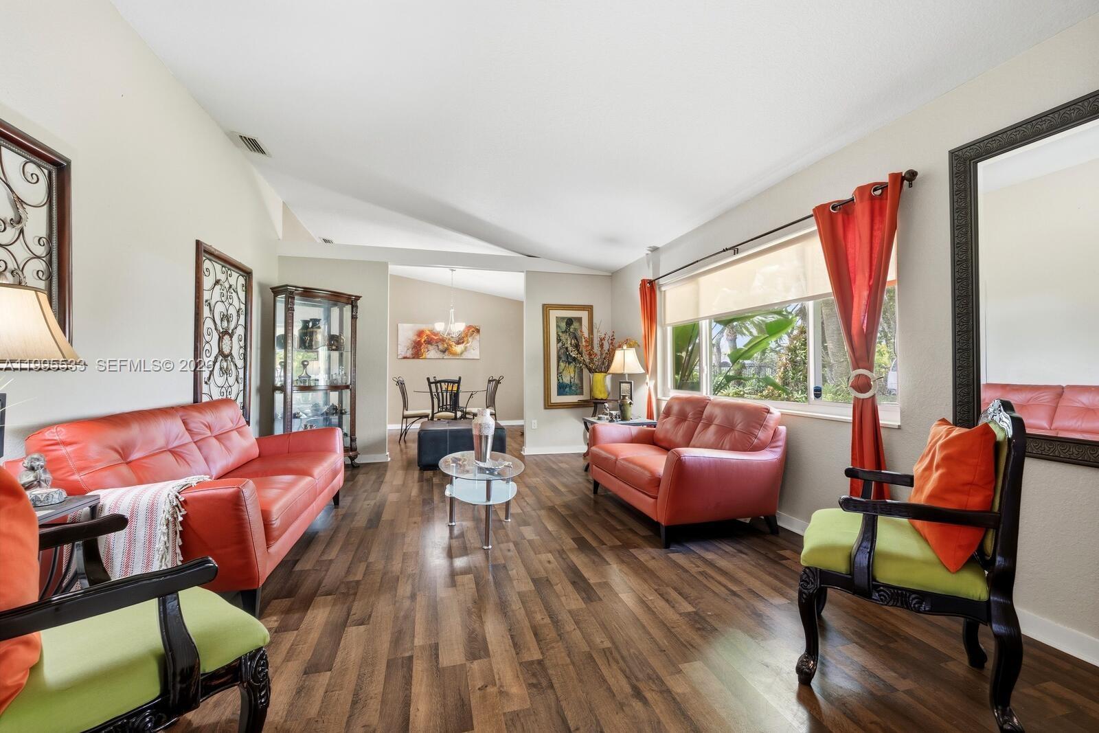 REDLAND OAKS - Residential