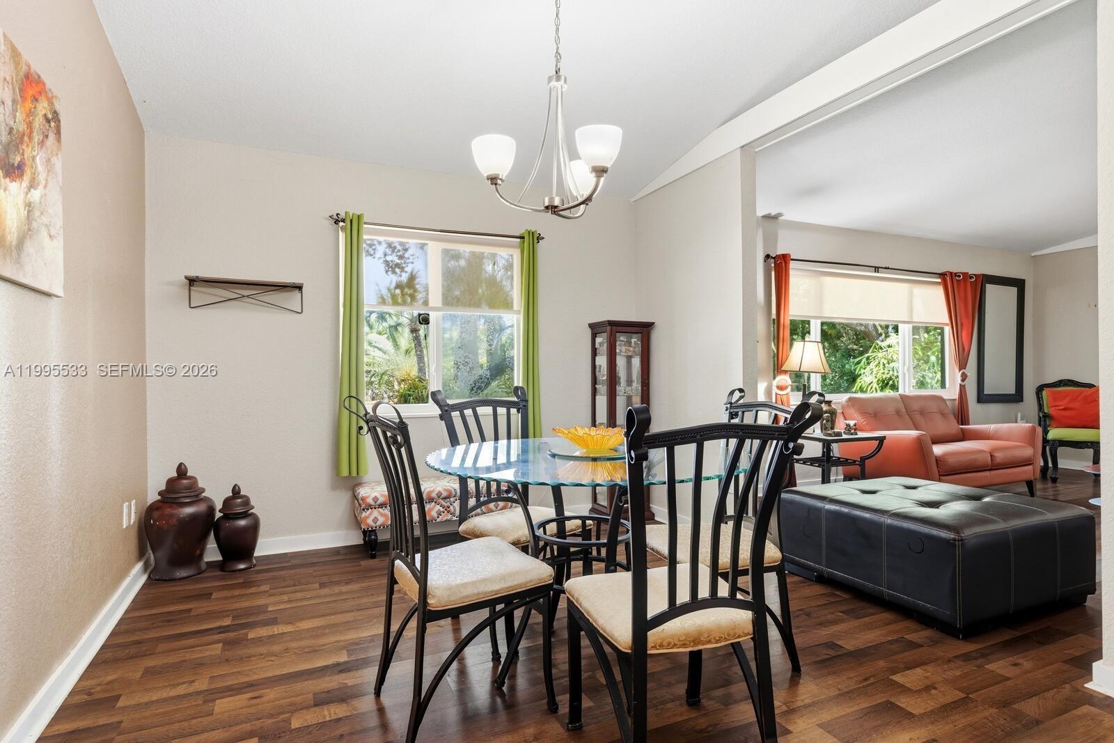 REDLAND OAKS - Residential