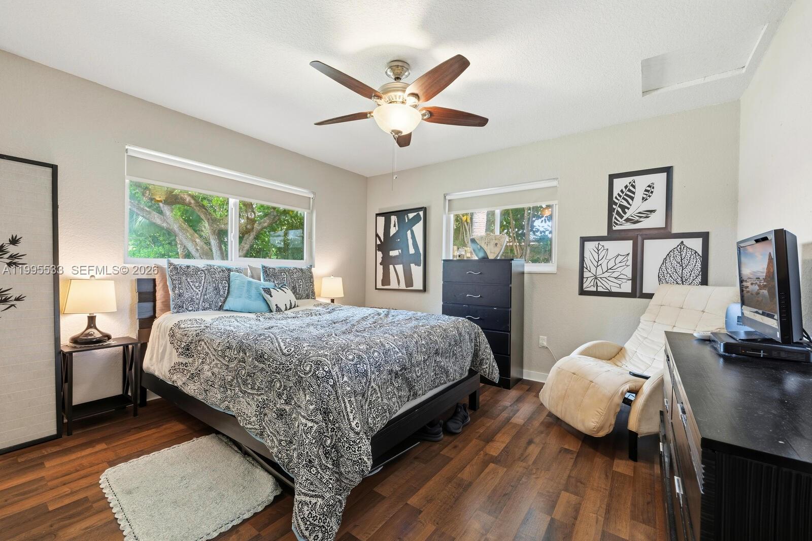 REDLAND OAKS - Residential