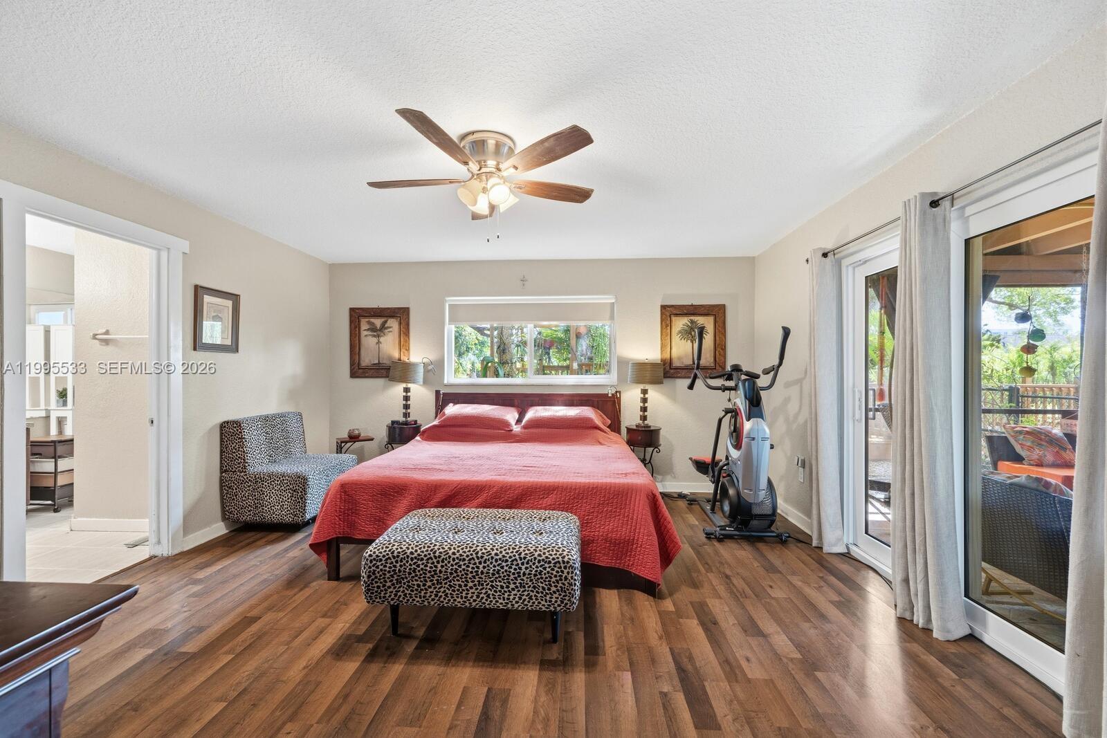 REDLAND OAKS - Residential