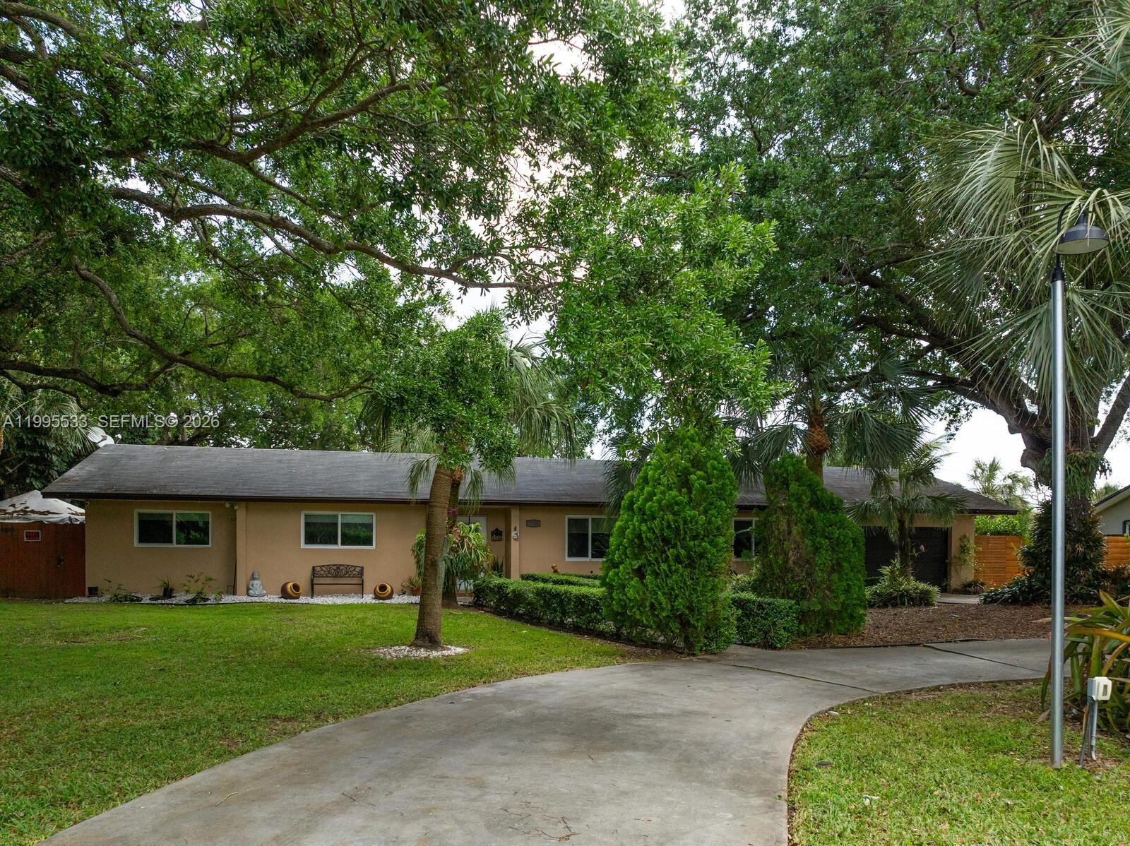 REDLAND OAKS - Residential