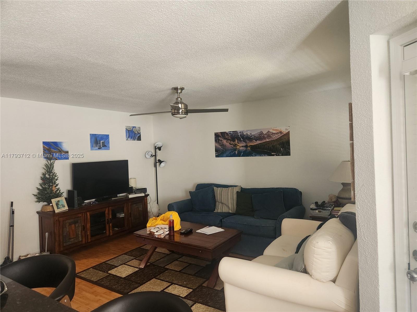 777 Riverside Dr 1522