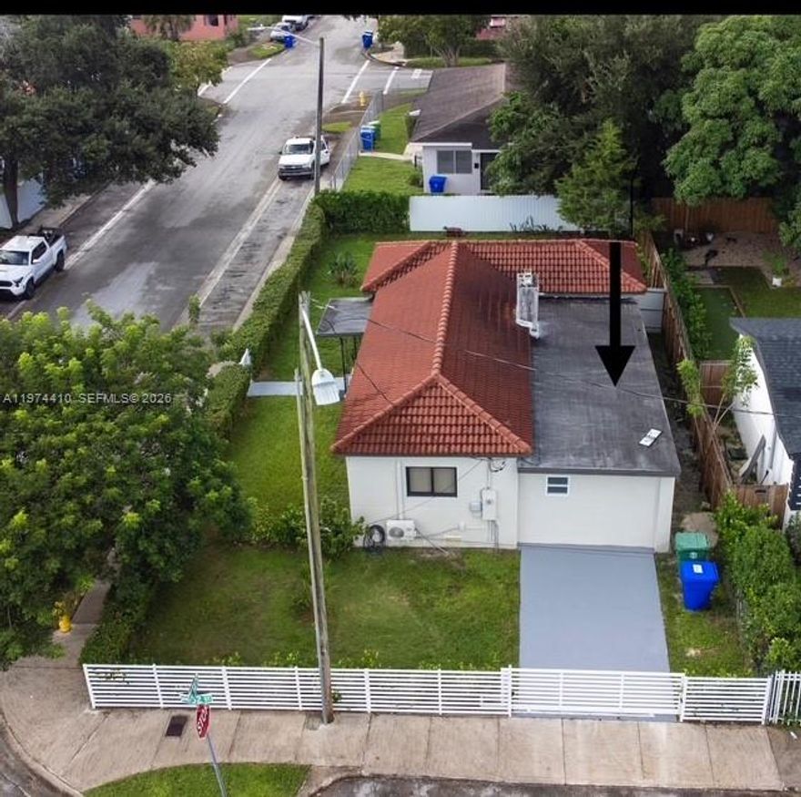 Come see this Beautifully Remodeled 1 bed 1 bath duplex home. New paint inside and out. Brand new high end real wood Kitchen Cabinets with quartz Countertops. Brand new Stainless steel appliances. All new Water proof Vinyl Flooring throughout the Home. Hurricane Impact windows. Brand new A/C. Fully remodeled bathrooms. All new lighting, and fixtures. Close to Wynwood, Design District and Midtown ect.. it won't Last!