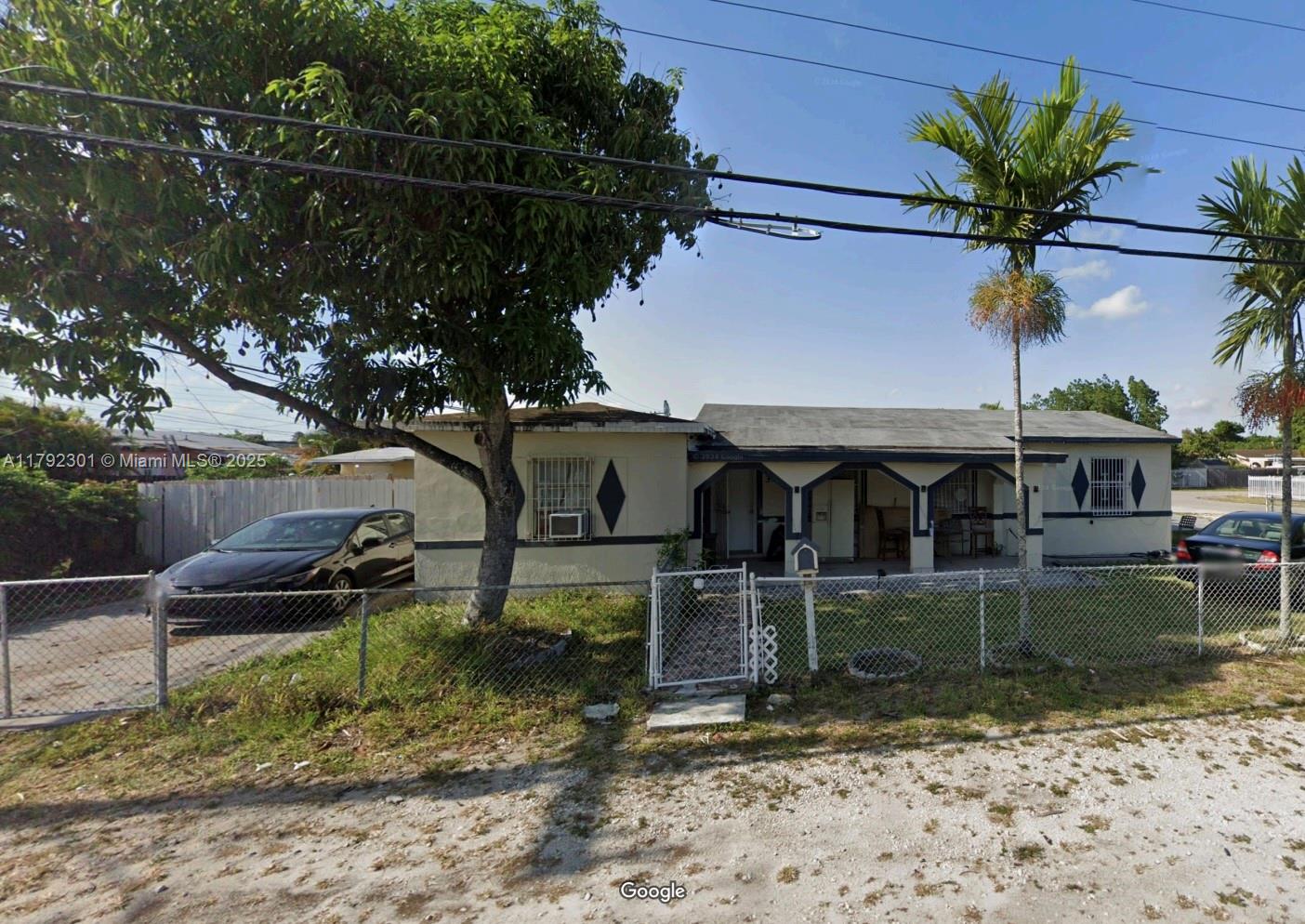 3555 Nw 92nd Ter, Miami, Broward County, Florida - 3 Bedrooms  
1 Bathrooms - 