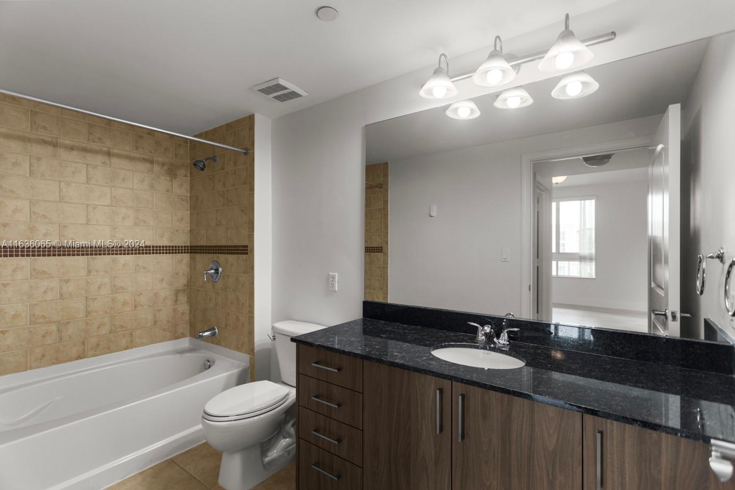 TOSCANO CONDO - Residential