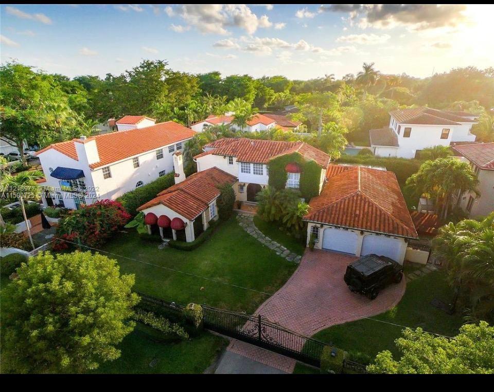 Property for Sale at 4206 Alhambra Cir Cir, Coral Gables, Broward County, Florida - Bedrooms: 4 
Bathrooms: 5  - $3,350,000