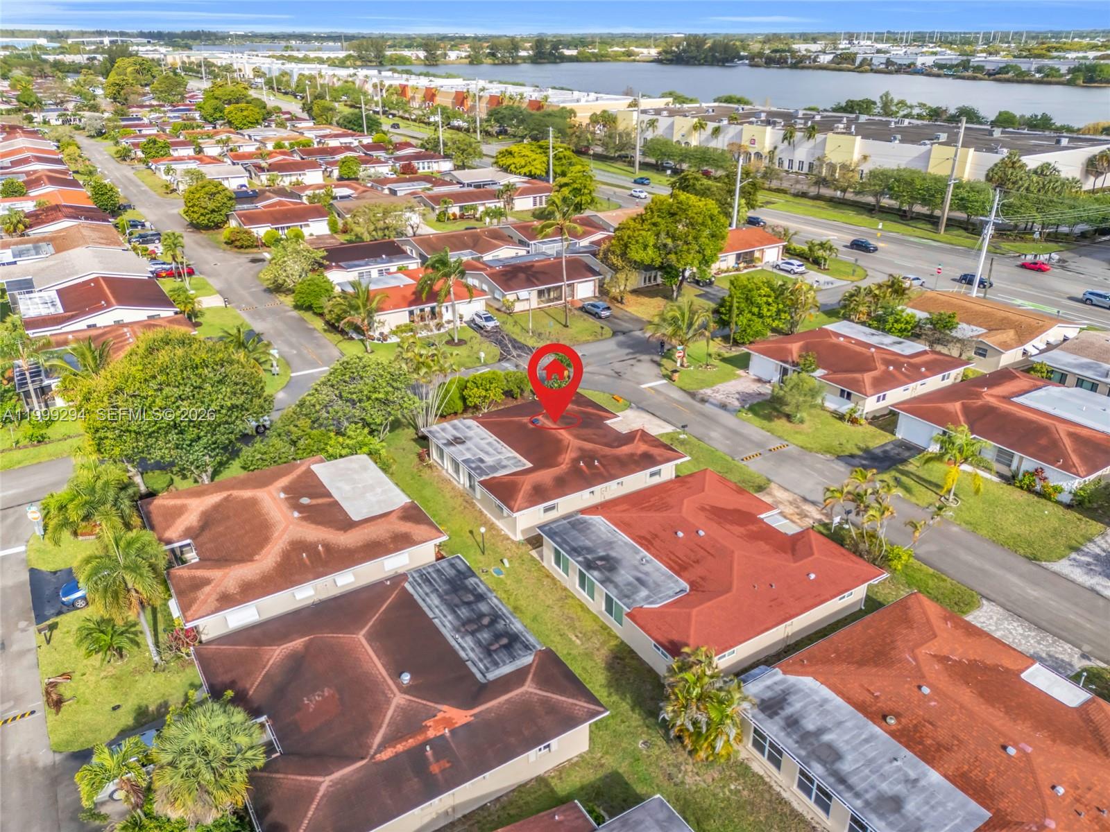 CRYSTAL LAKE 4TH SEC - Residential Lease