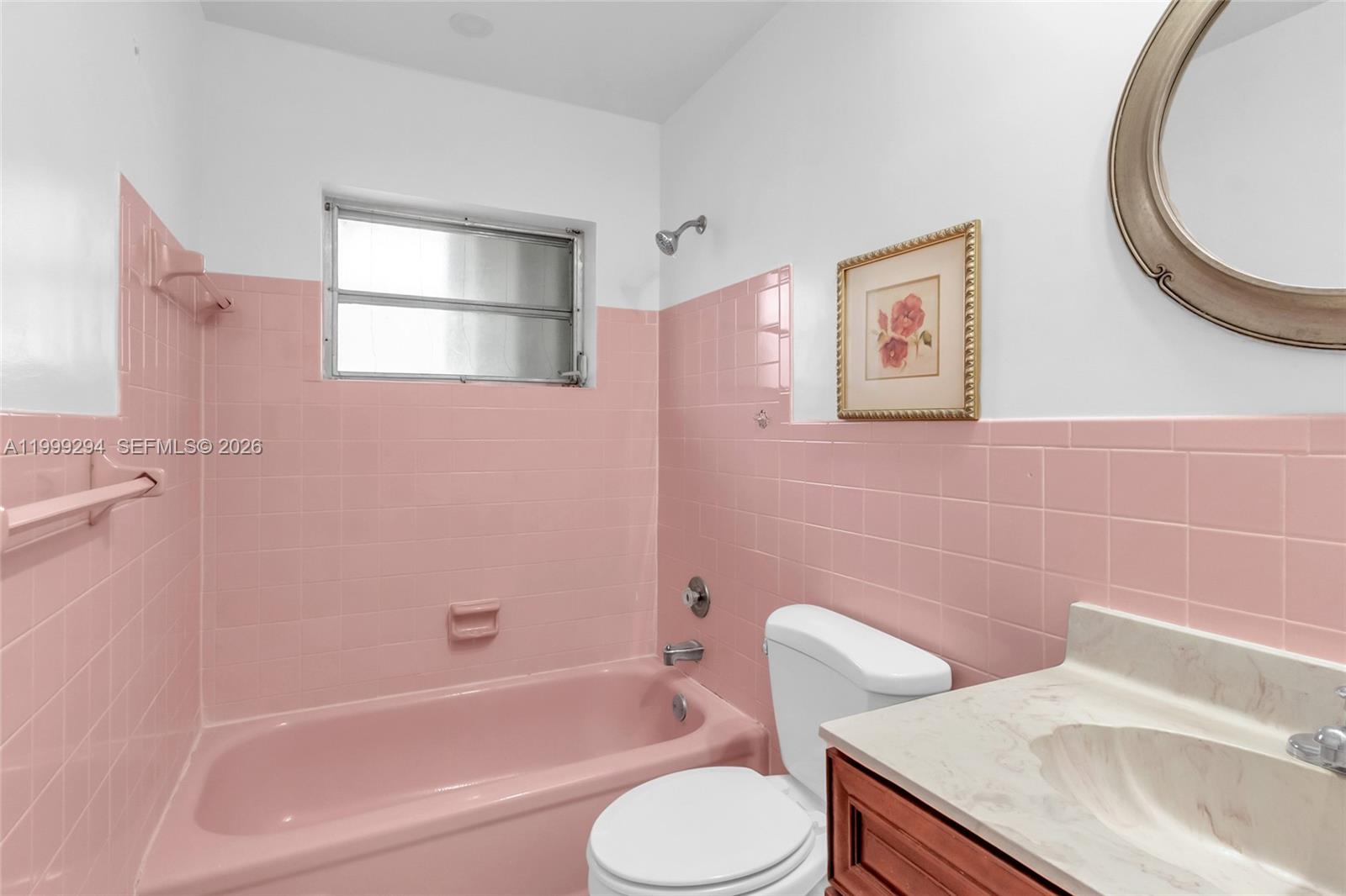 CRYSTAL LAKE 4TH SEC - Residential Lease