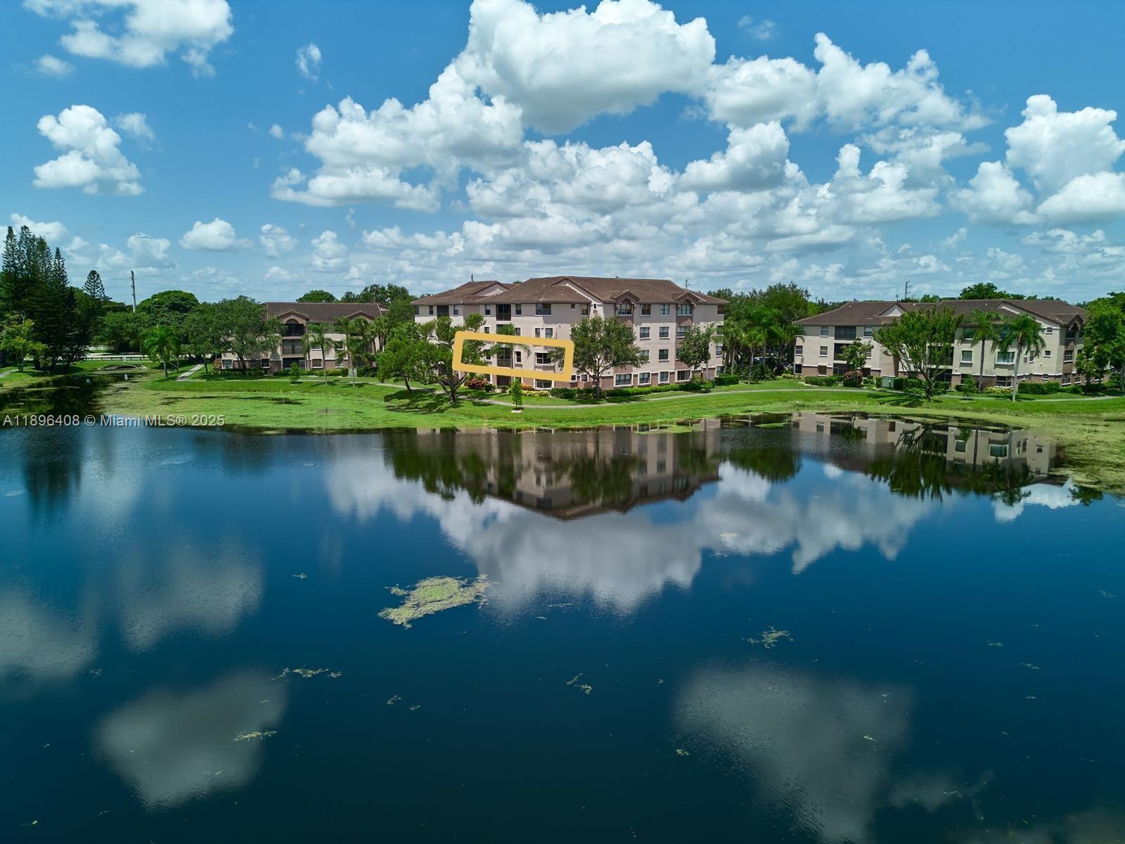 View photos, virtual tours, details... 4400 NW 30th St 224