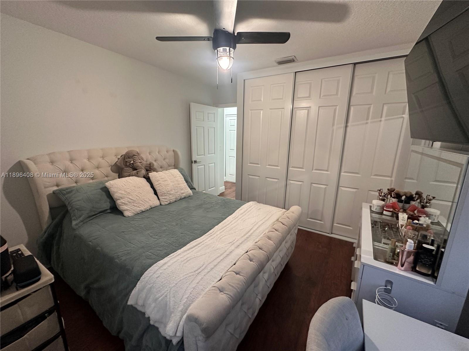 BAYPORT VILLAGE B CONDO - Residential