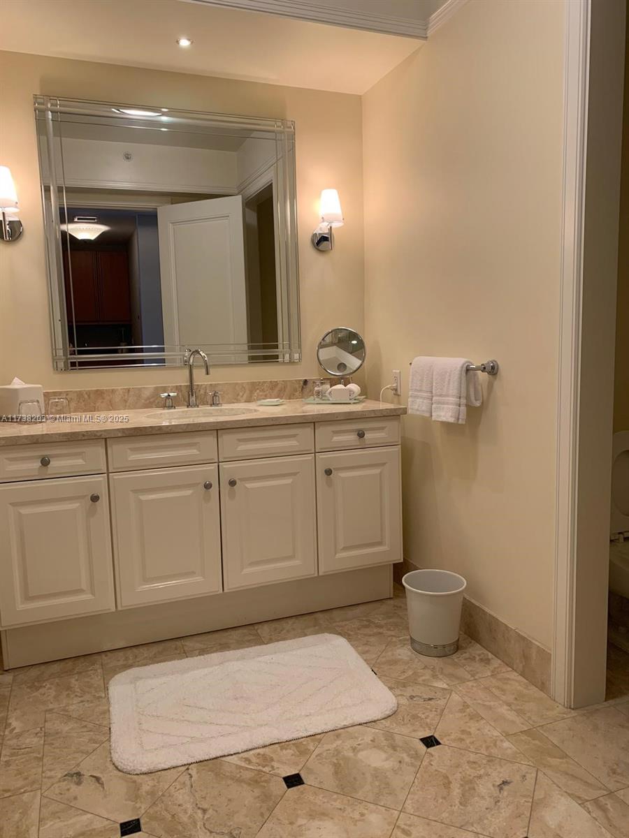 MILLENNIUM TOWER CONDOMIN - Residential