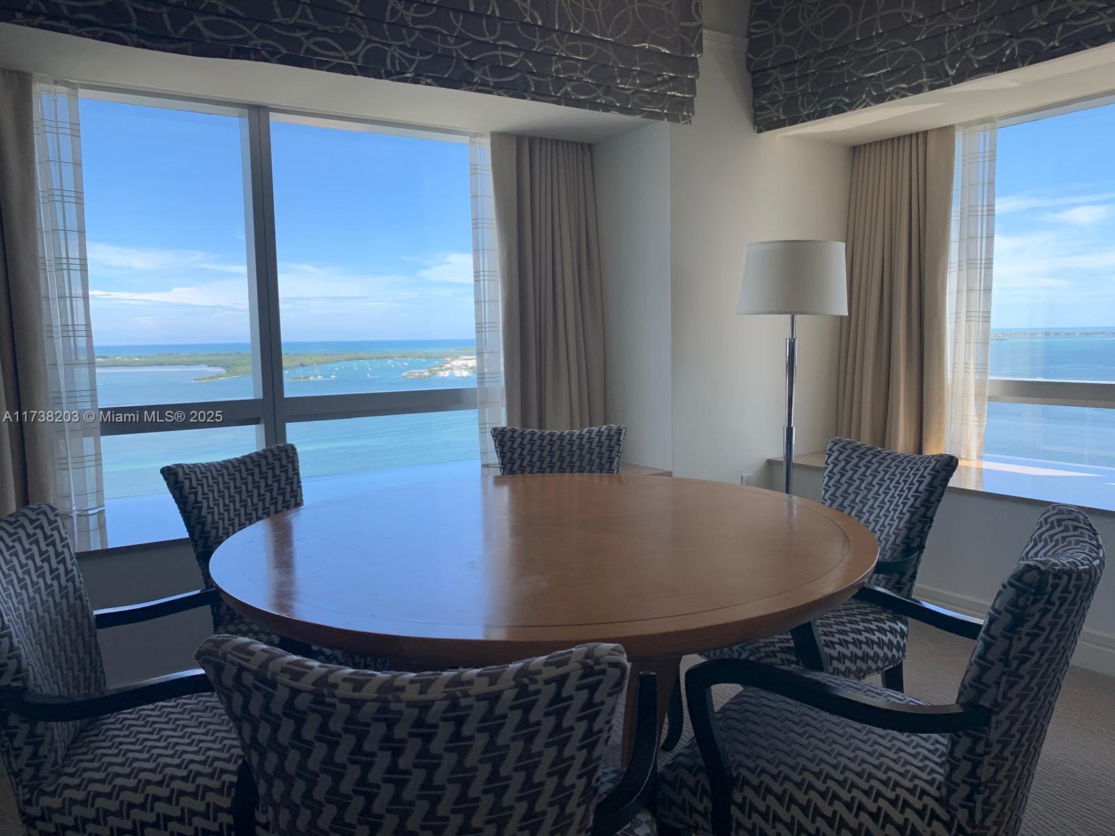 1435 Brickell Ave 3506