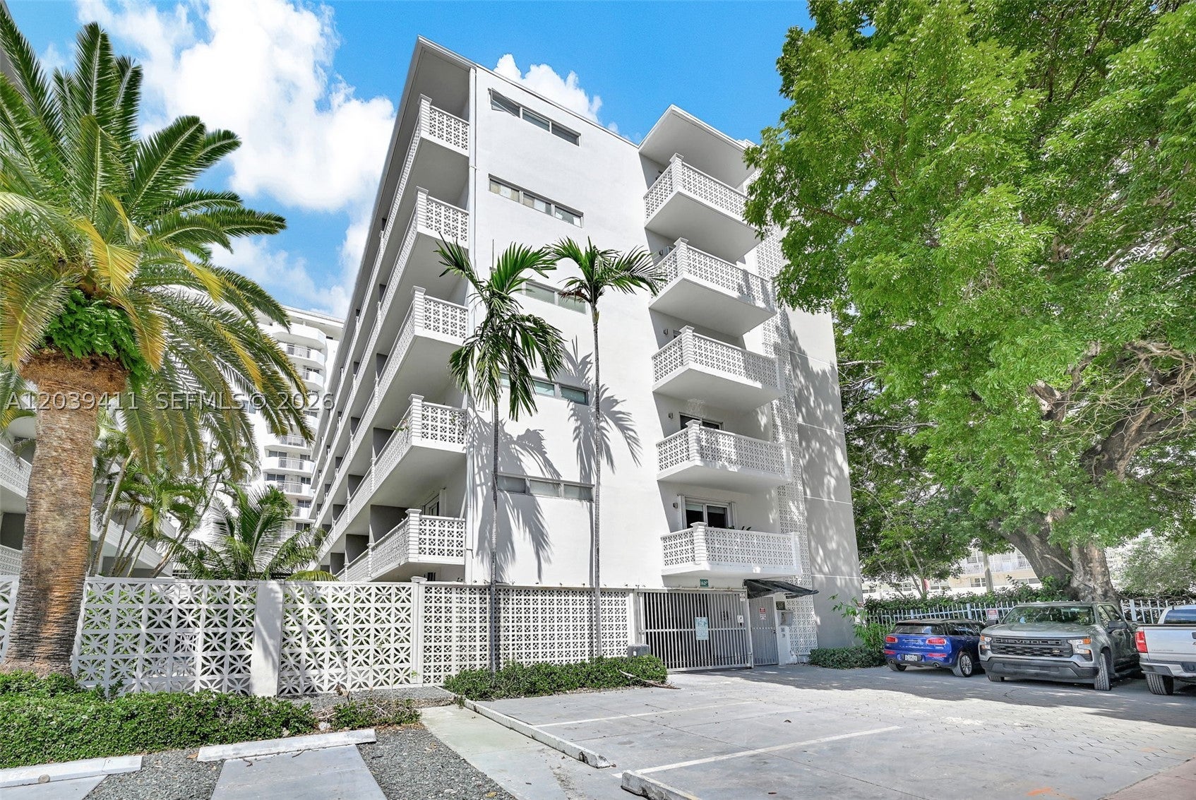 1620 West Ave 603