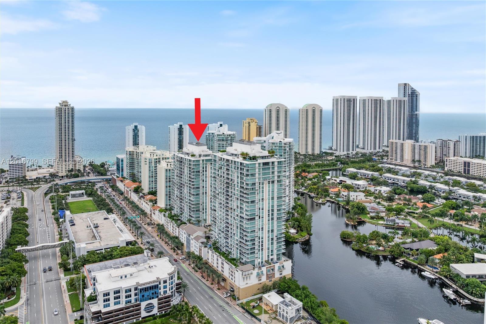 PARQUE TOWERS CONDO - Residential
