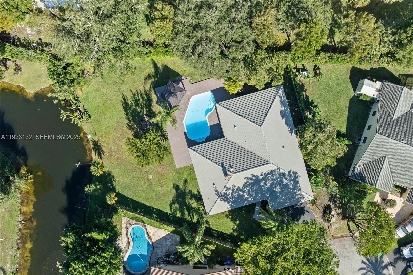 RAMBLEWOOD - Residential