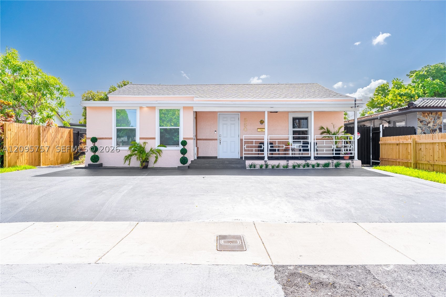 550 NW 43rd Pl