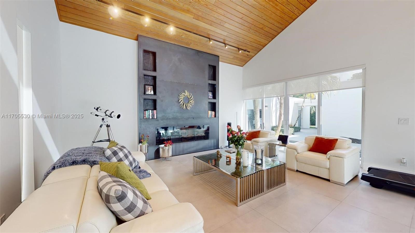 MILLER DRIVE ESTATES - Residential