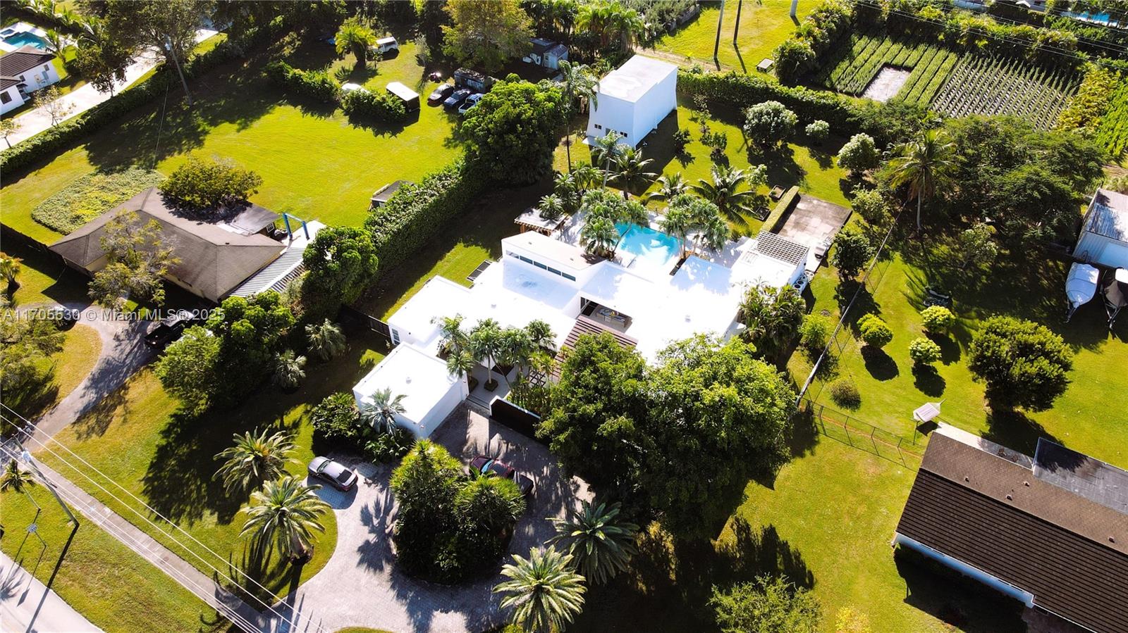 MILLER DRIVE ESTATES - Residential