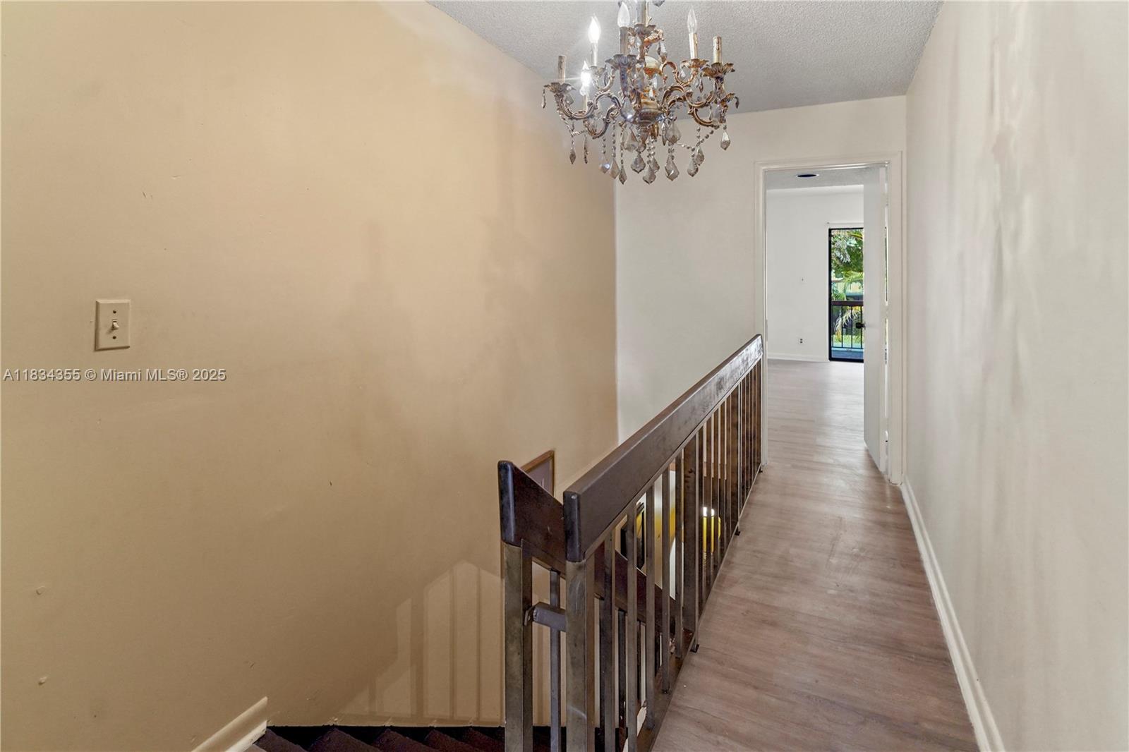 COURTS OF INVERRARY PHASE - Residential Lease