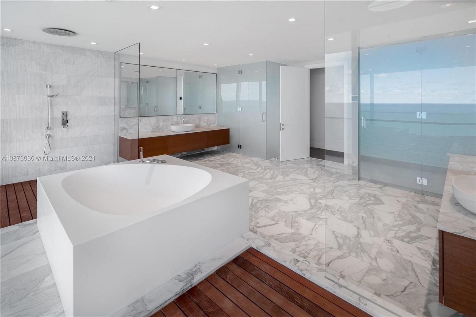 OCEANA BAL HARBOUR CONDO - Residential