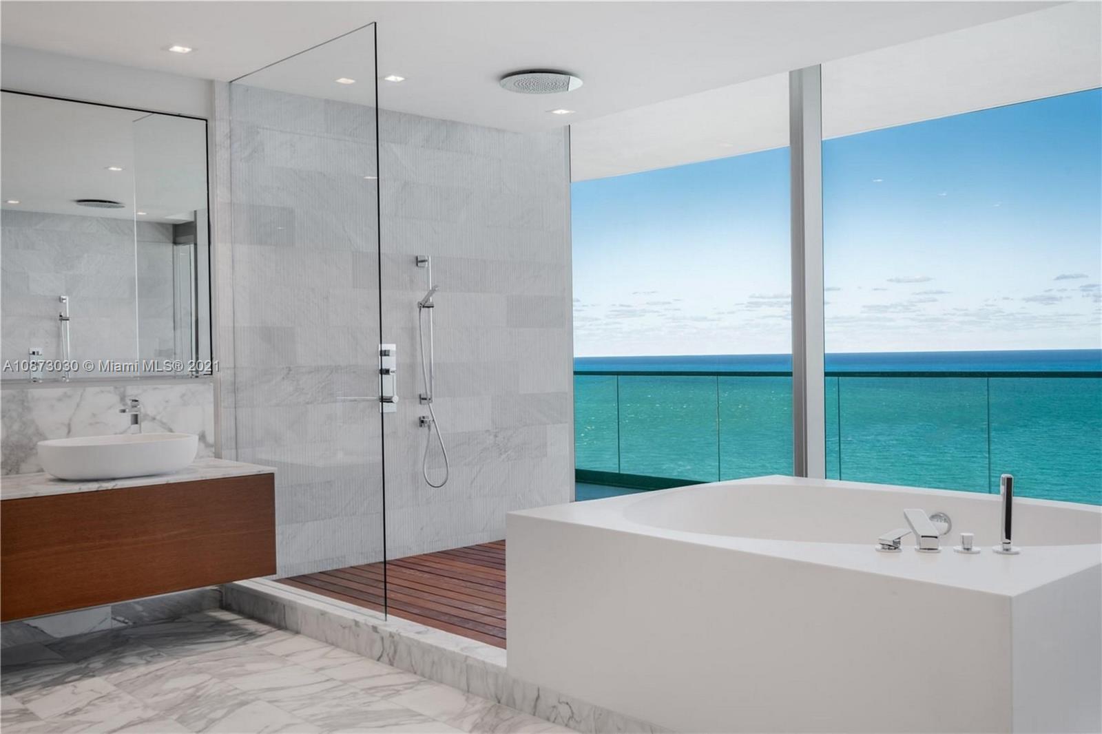 OCEANA BAL HARBOUR CONDO - Residential