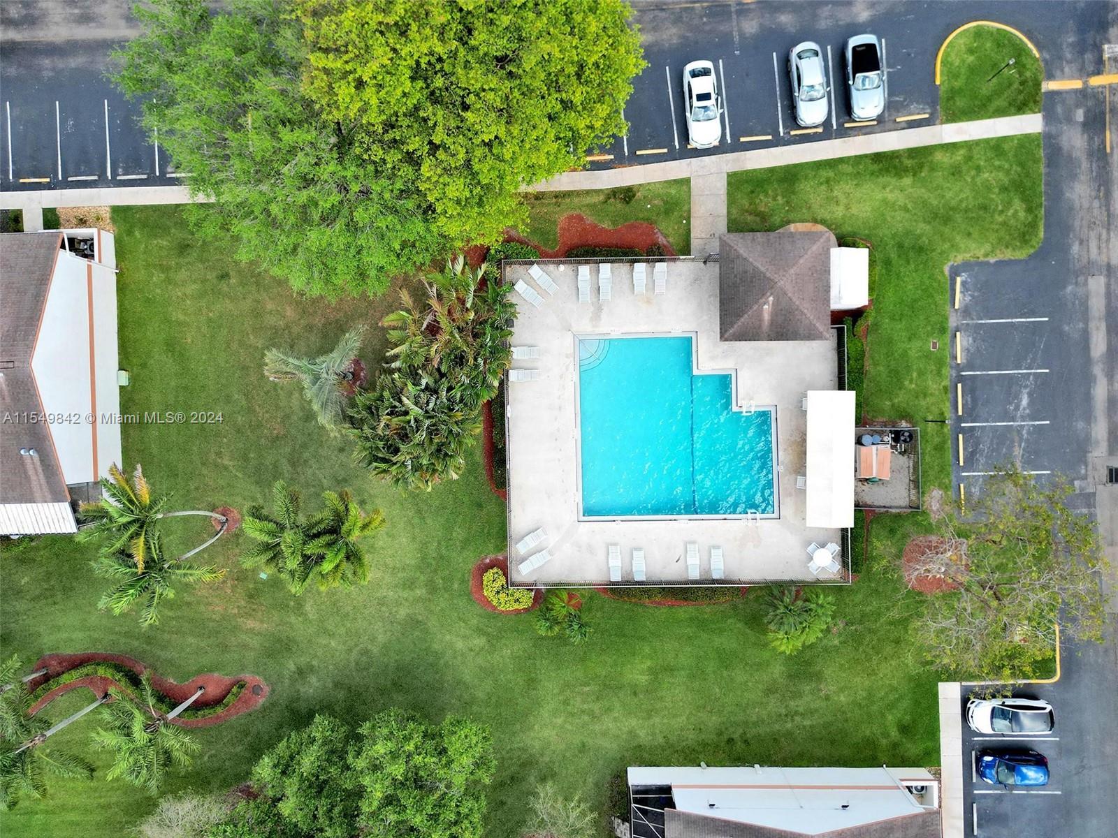 GLEN EDEN AT DAVIE - Residential