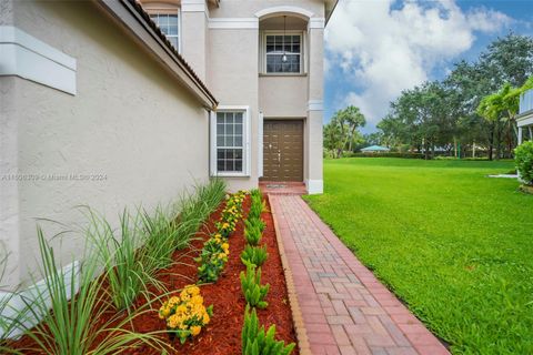 Single Family Residence in Miramar FL 2701 179th Ave Ave 2.jpg