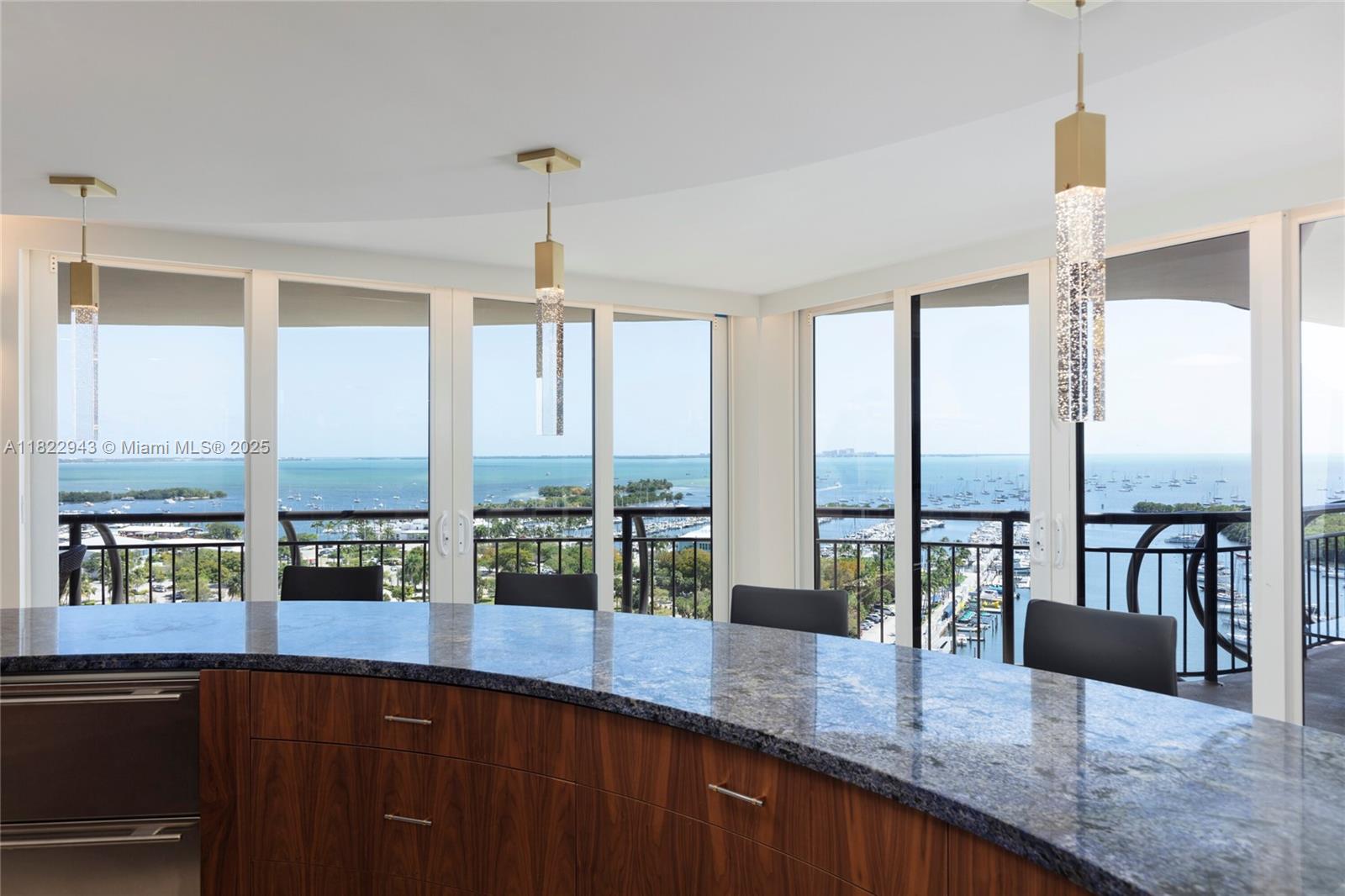 2843 S Bayshore Dr P3-CD