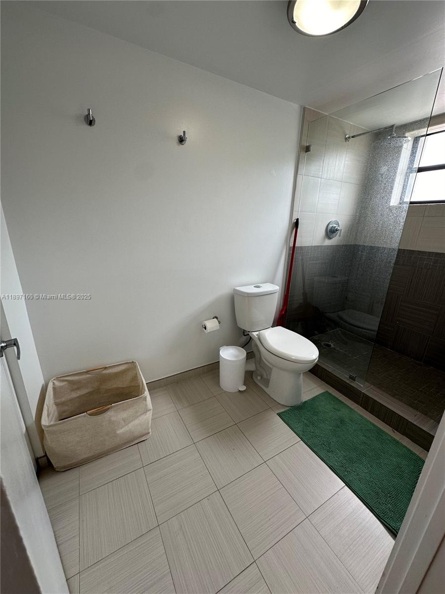 OCEAN VILLAGE CONDO - Residential Lease