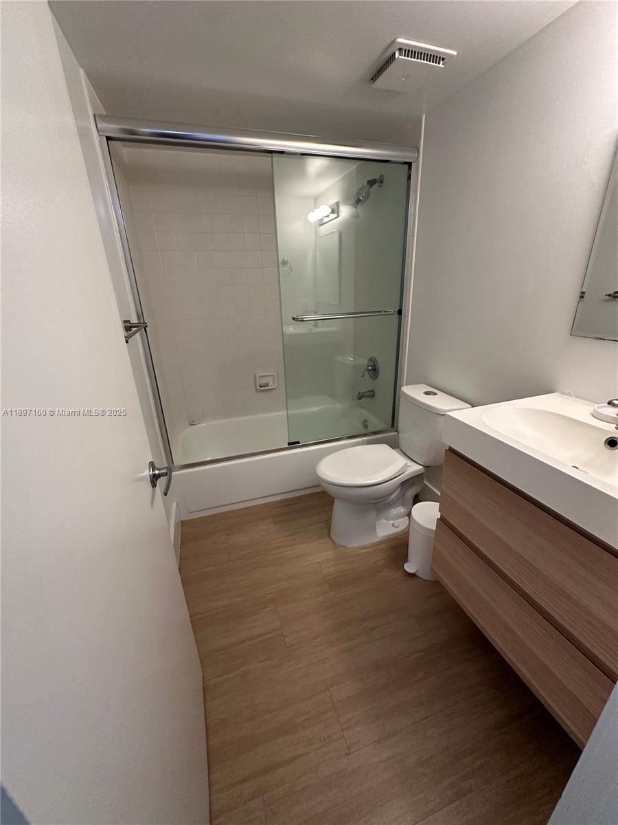 OCEAN VILLAGE CONDO - Residential Lease