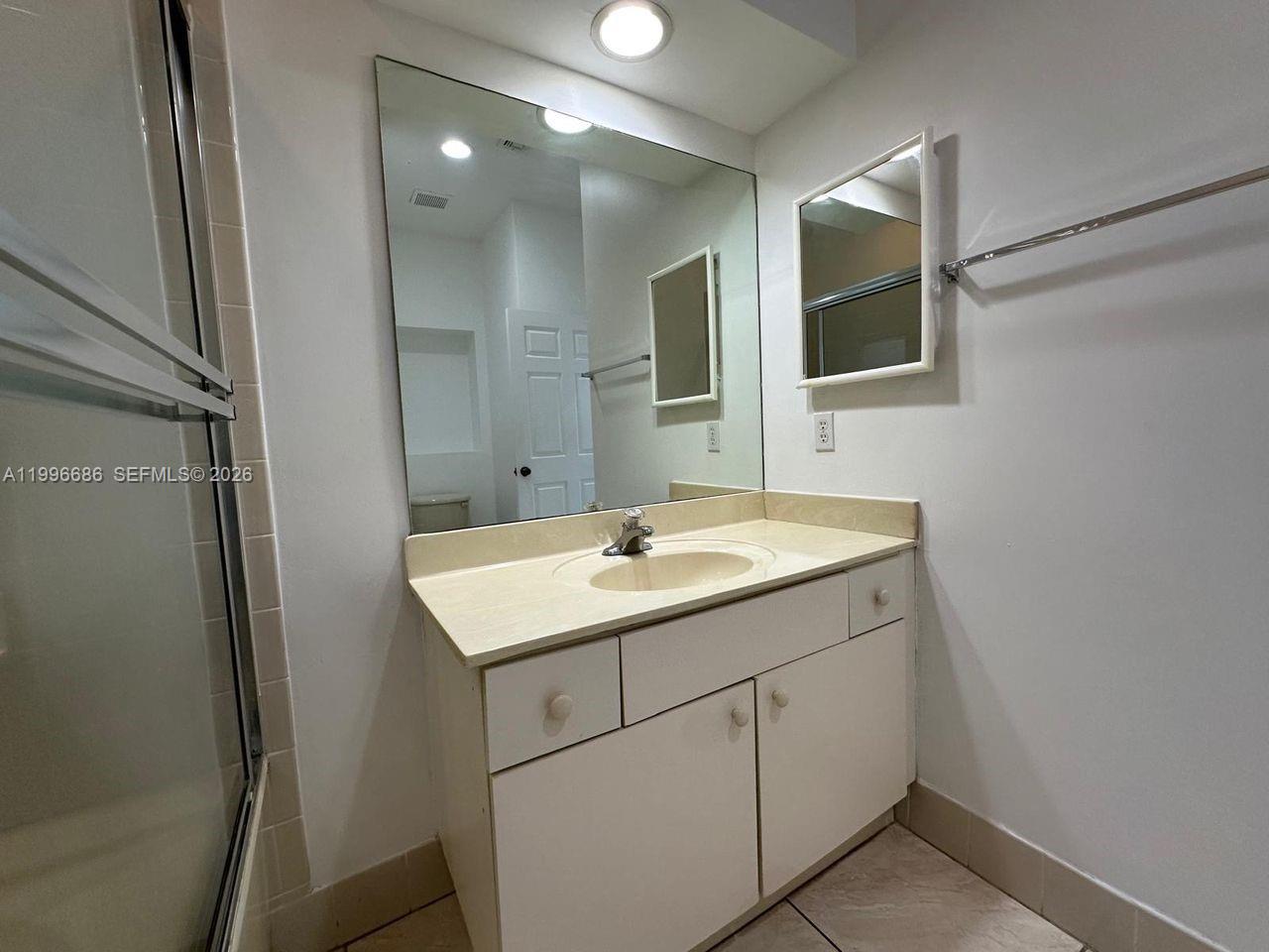 SPICEWOOD SUB - Residential Lease