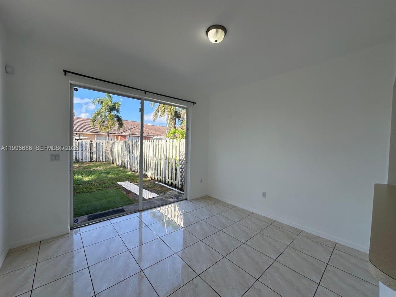 SPICEWOOD SUB - Residential Lease