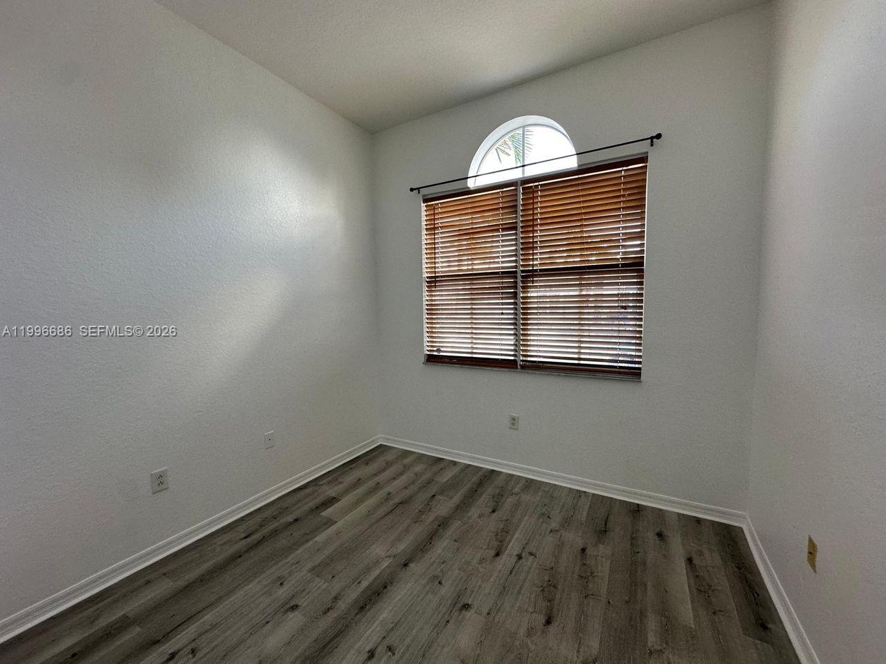 SPICEWOOD SUB - Residential Lease