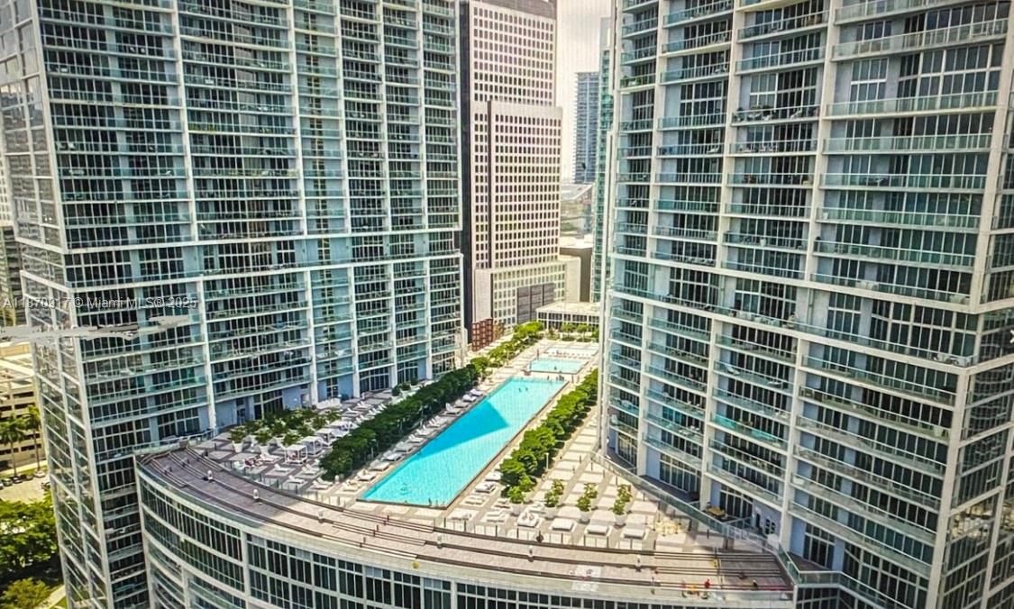 ICONBRICKELL CONDO NO 1 - Residential Lease