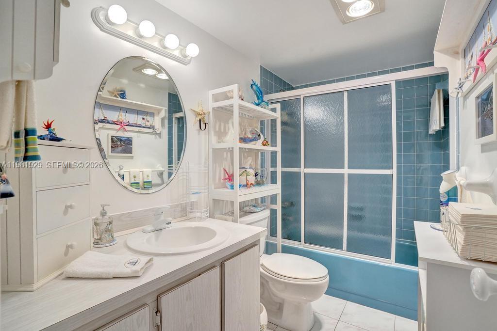 MEADOWBROOK LAKES CONDO - Residential