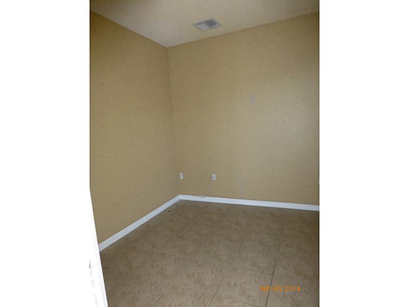 CASA DEL SUR - Residential Lease