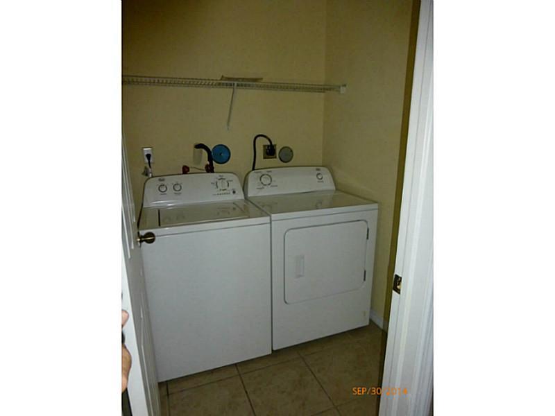 CASA DEL SUR - Residential Lease