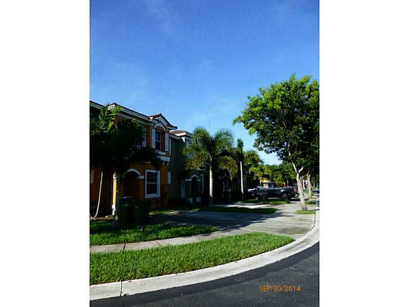 CASA DEL SUR - Residential Lease