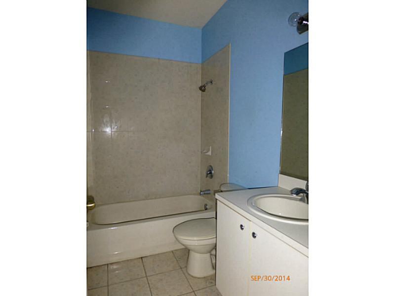 CASA DEL SUR - Residential Lease