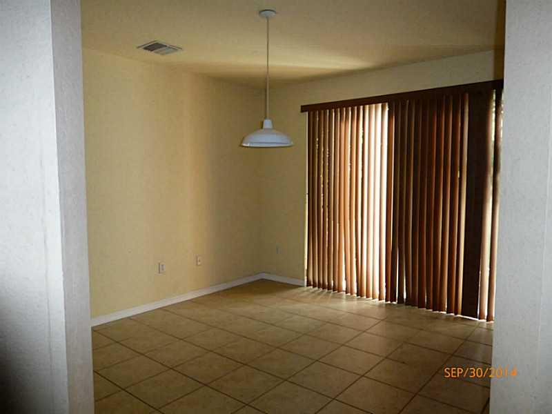 CASA DEL SUR - Residential Lease