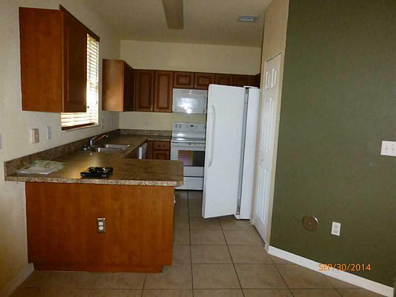 CASA DEL SUR - Residential Lease