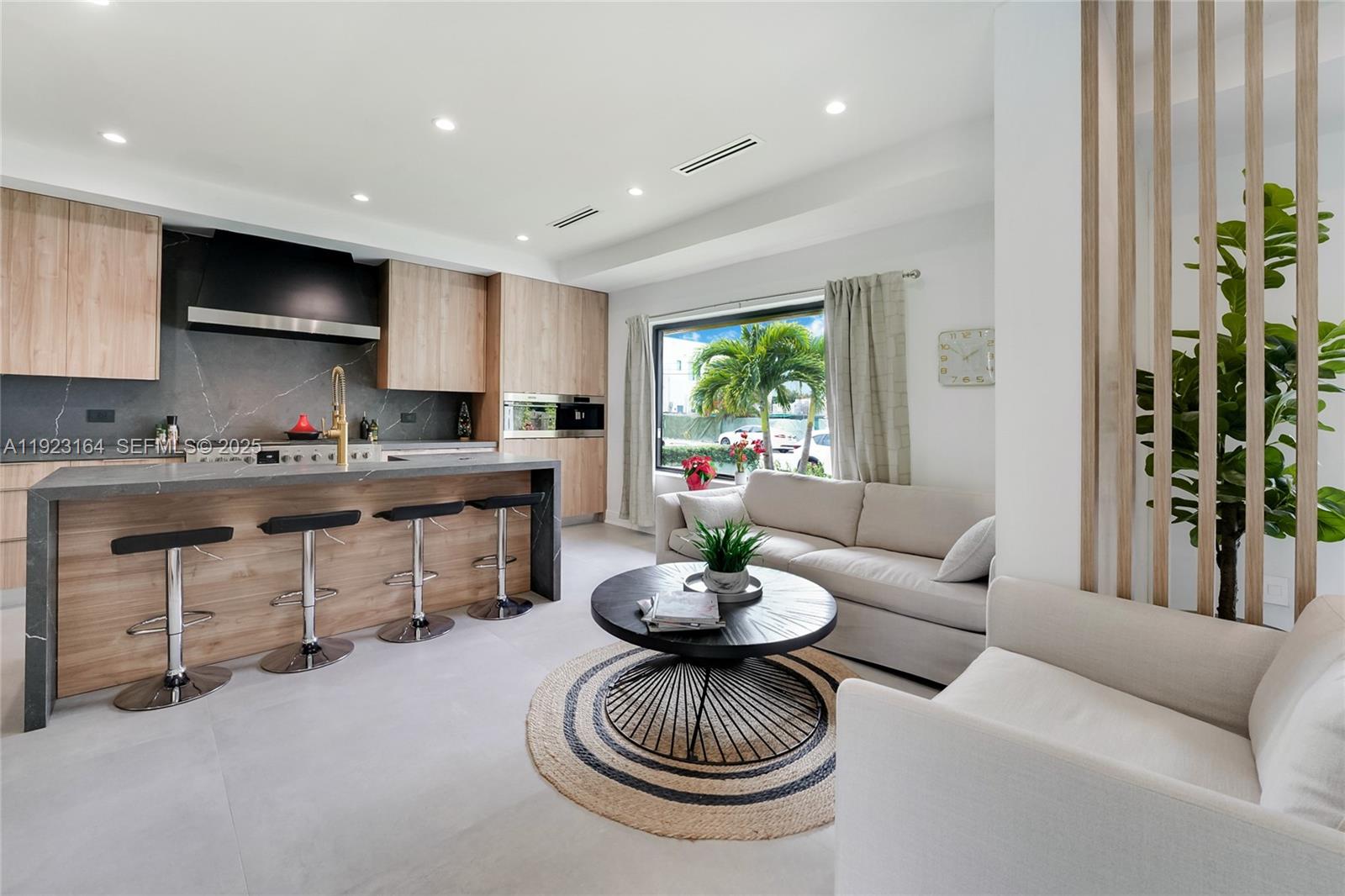 TREASURE ISLAND - Residential