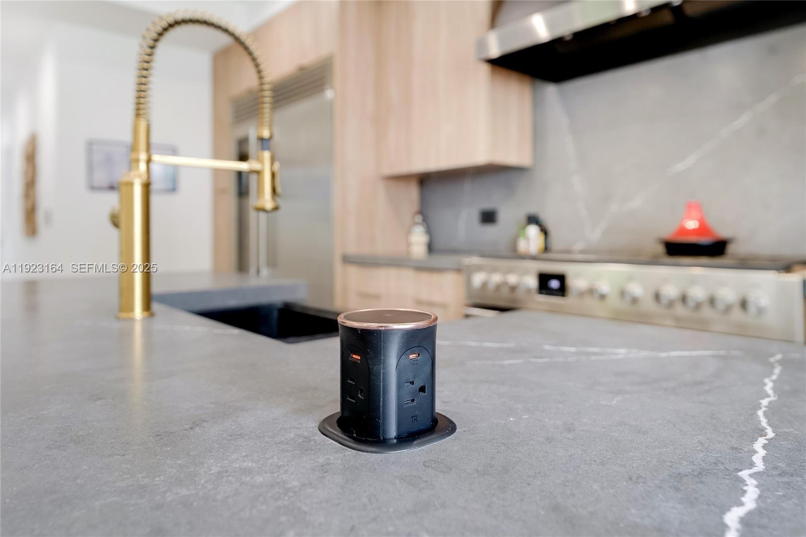 TREASURE ISLAND - Residential