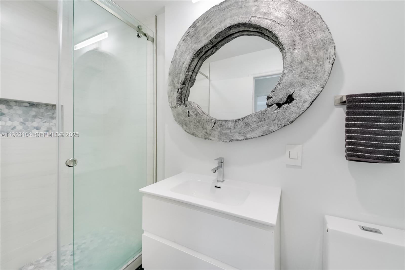 TREASURE ISLAND - Residential