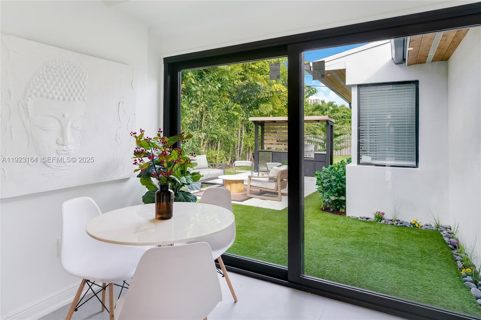 TREASURE ISLAND - Residential